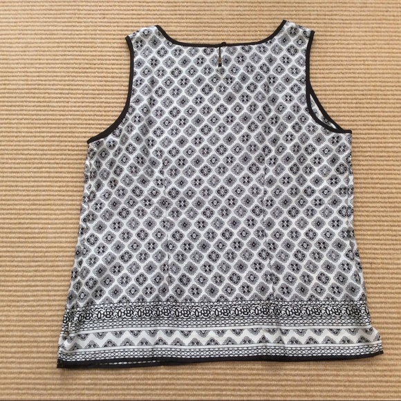 Talbots Black and White Sleeveless Top - Size LP - Picture 12 of 13